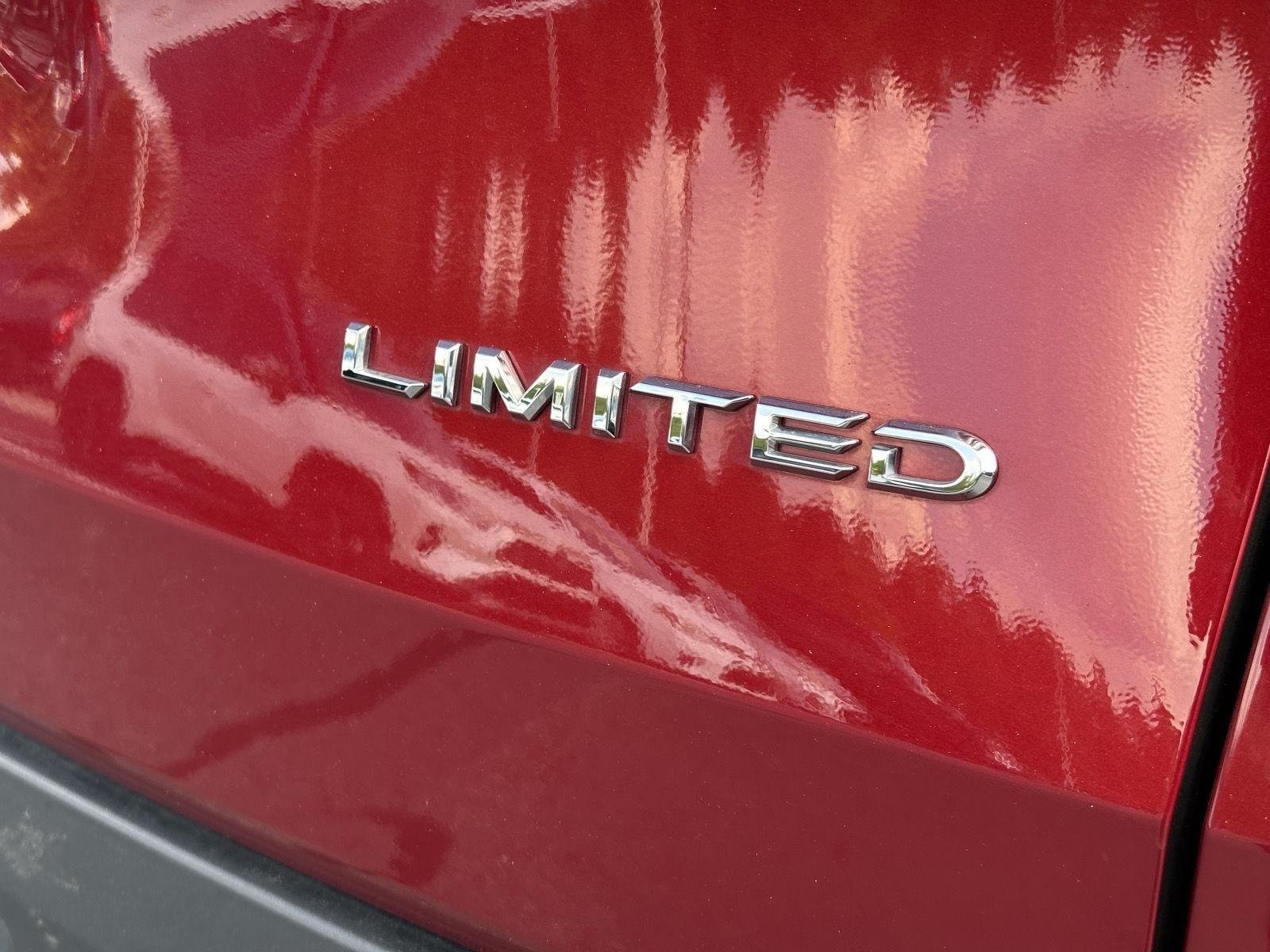 Used 2025 Ruby Flare Pearl Toyota Limited image 10