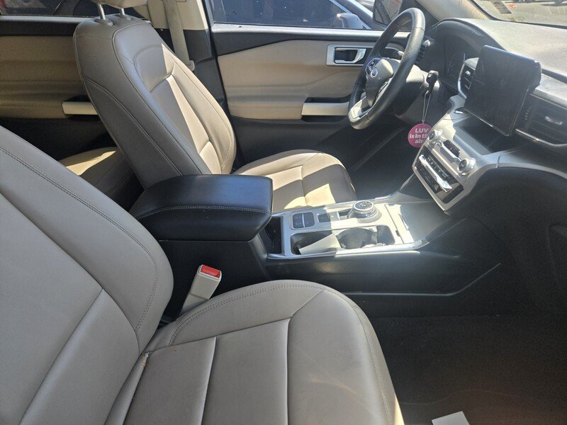 Used 2022 Gray Metallic FORD XLT RWD image 4