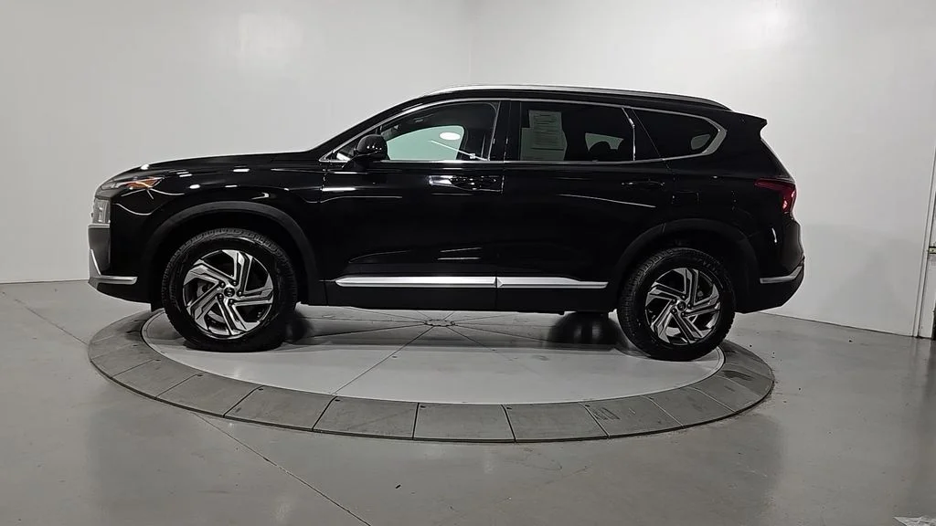 Used 2021 Twilight Black Hyundai SEL image 2