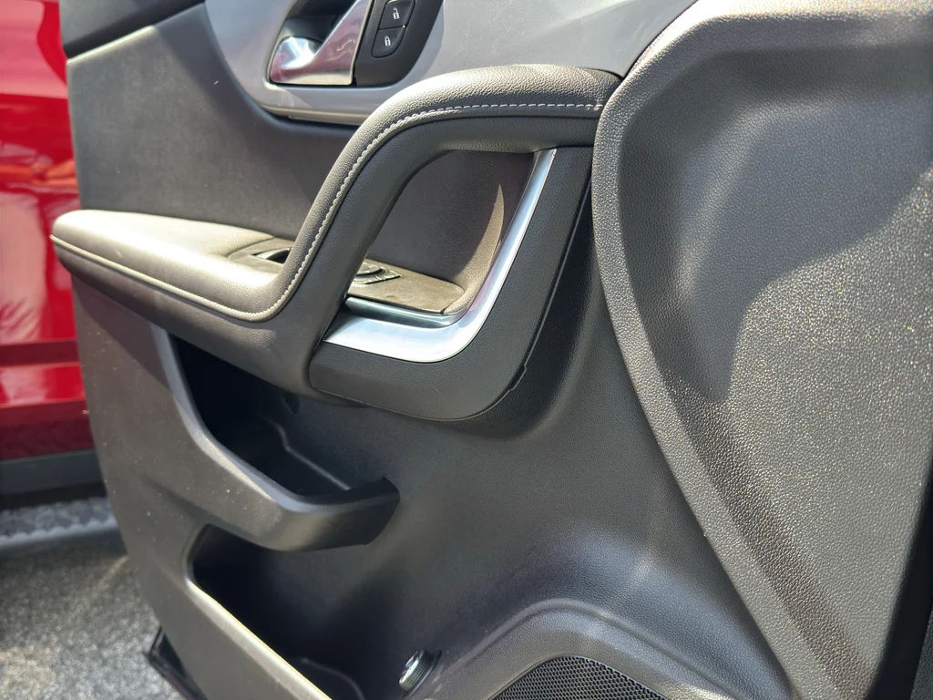 Used 2023 Black Chevrolet 2LT image 19