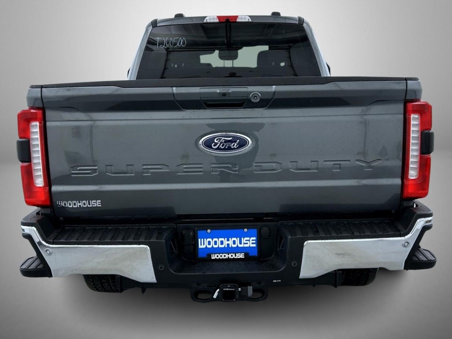 New 2026 Carbonized Gray Metallic Ford XLT image 6