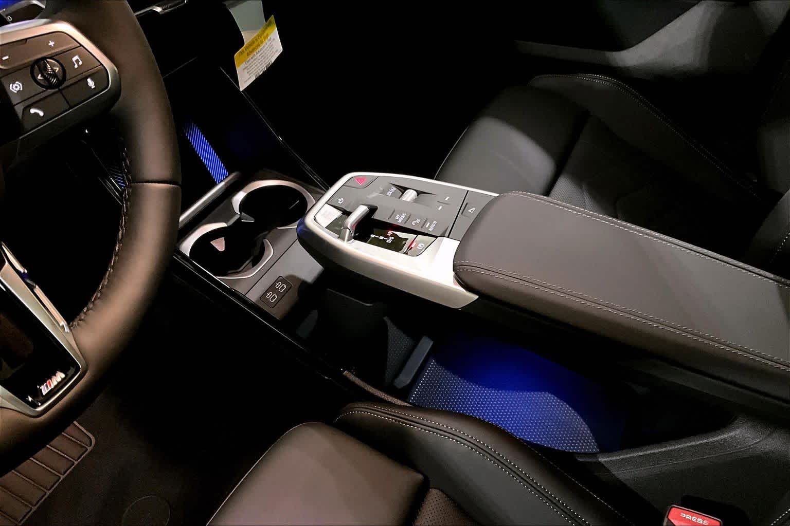 New 2027 Black Sapphire Metallic BMW xDrive28i image 10