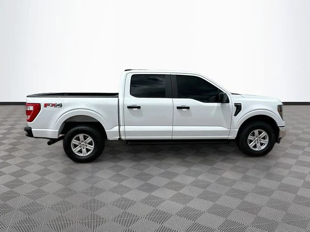 Used 2023 White Ford XL image 4