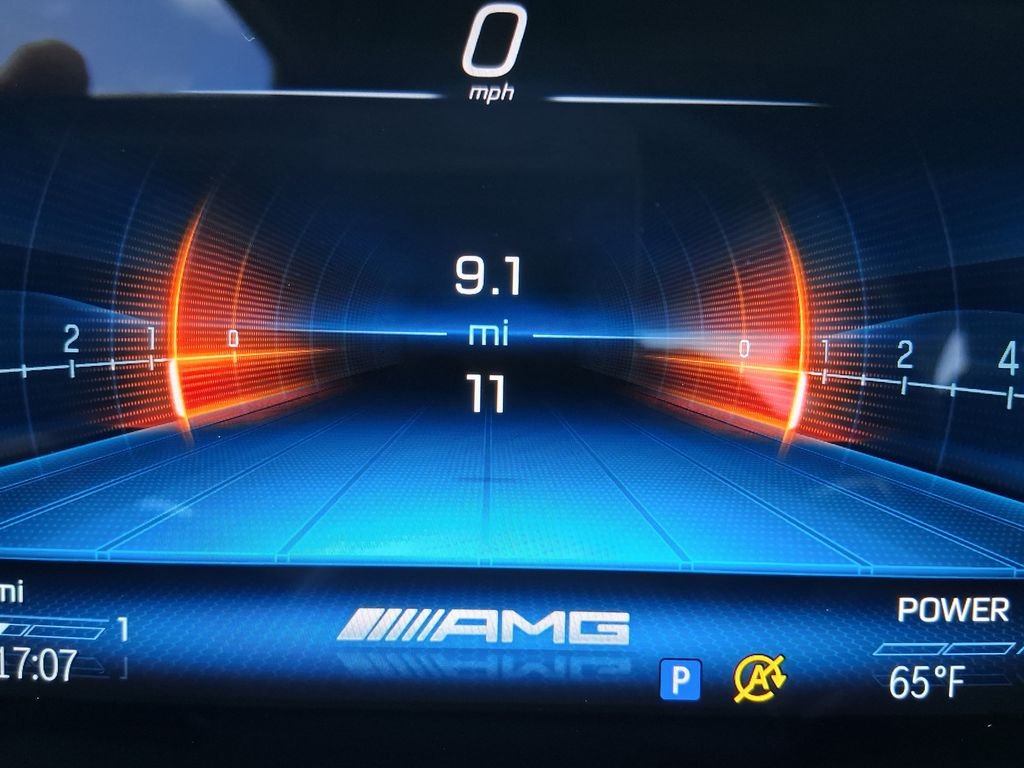 New 2026 MANUFAKTUR Mountain Grey Magno Mercedes-Benz AMG® GLA 35 4MATIC® SUV image 14