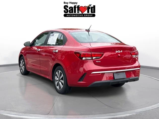 Used 2023 Red Kia S image 5