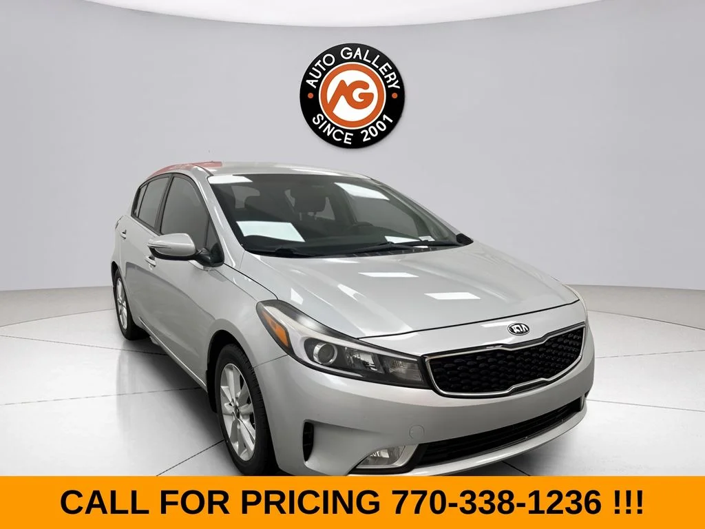 2017 Kia Forte LX AT's photo