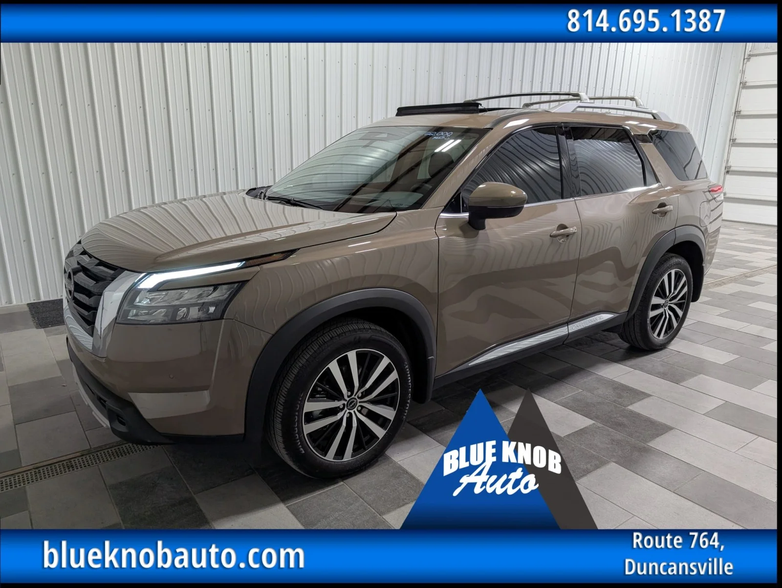 2025 Nissan Pathfinder Platinum 4WD's photo