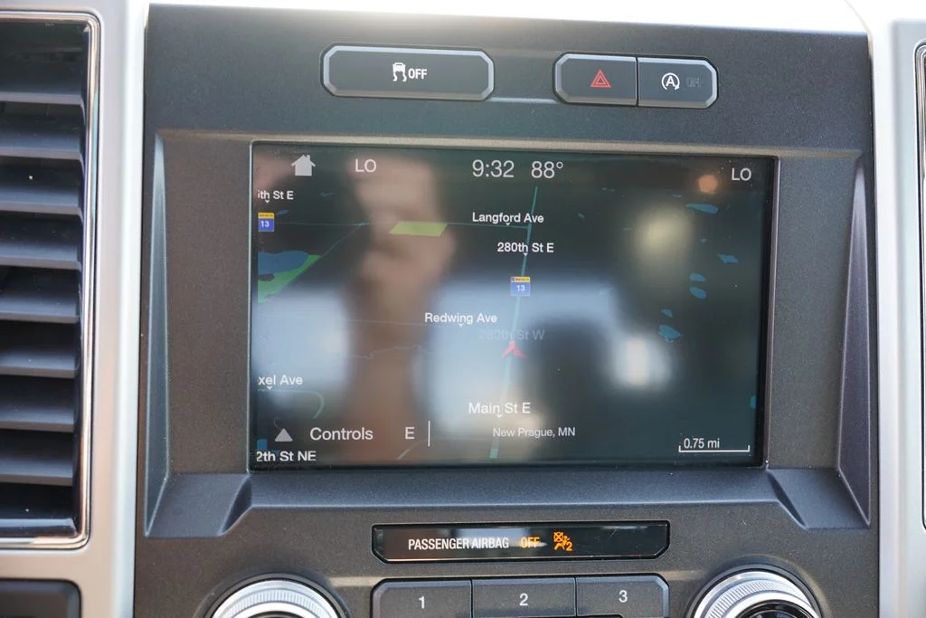 Used 2018 Black Ford Lariat image 28