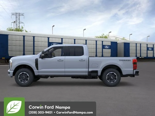 New 2026 Glacier Gray Metallic Tri-Coat Ford Lariat image 4