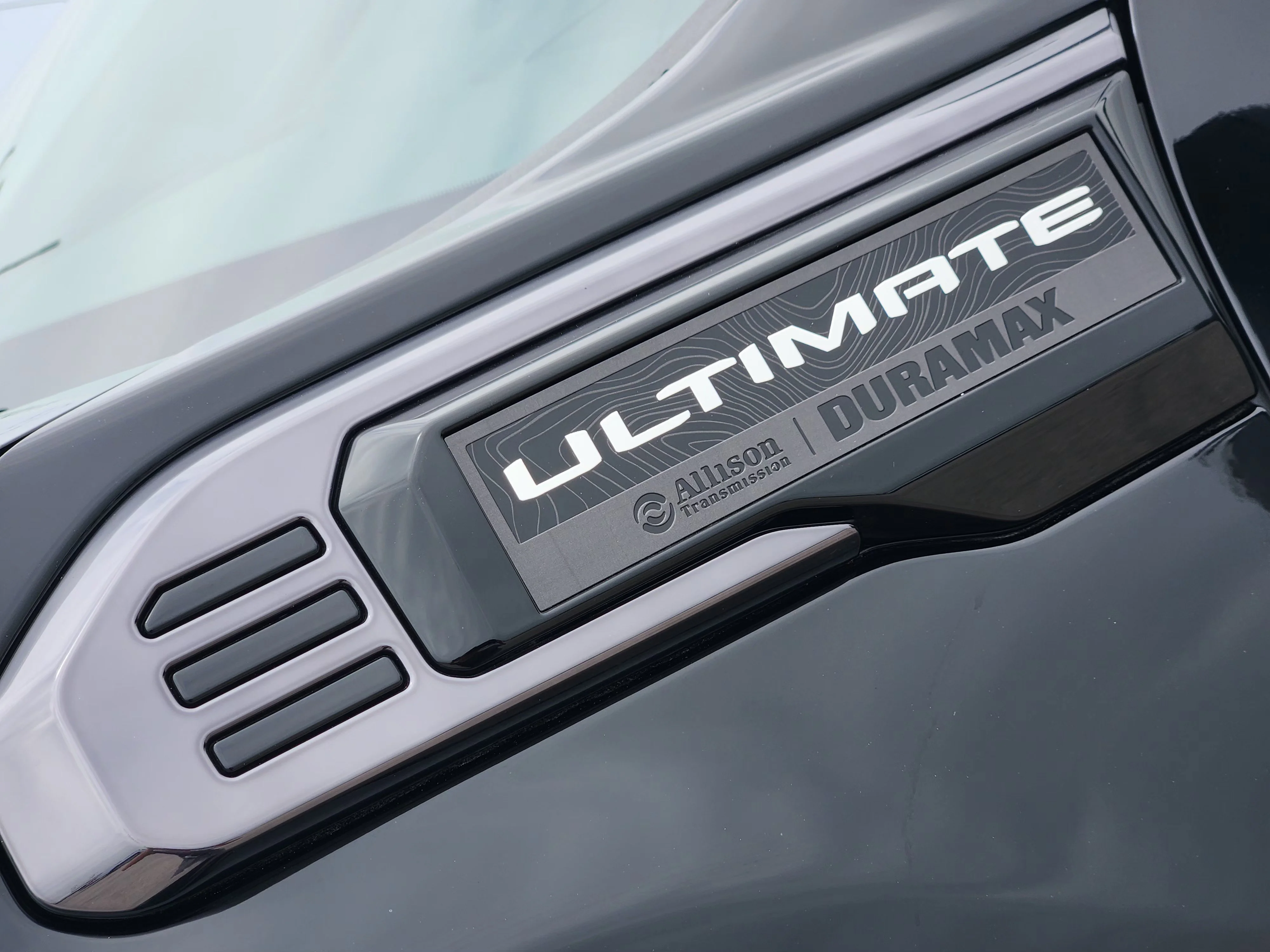Used 2026 Onyx Black GMC Denali Ultimate image 13