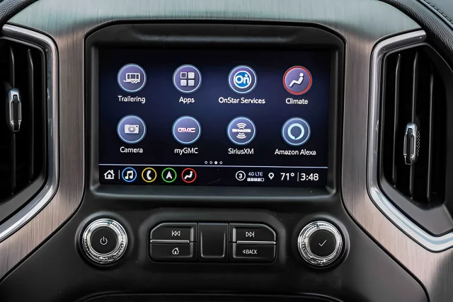 Used 2022 Blue GMC Denali image 10