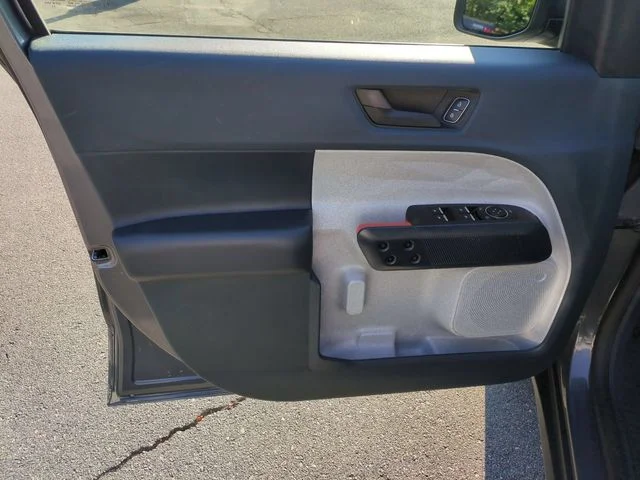 Used 2023 Gray Ford XLT image 12