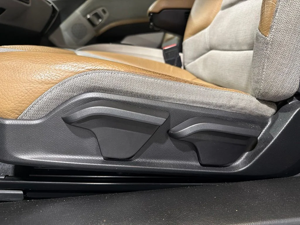 Used 2016 Orange BMW Base image 20