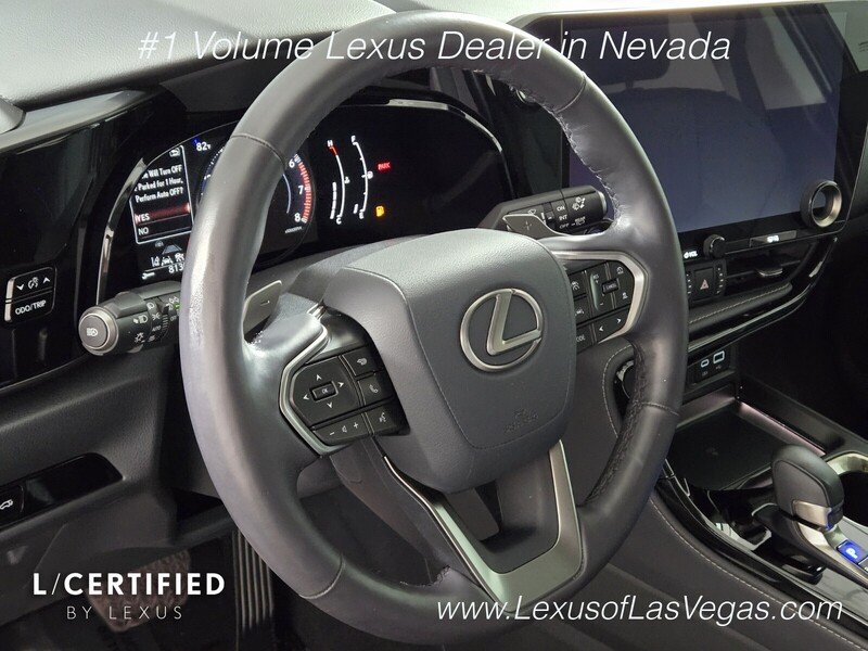 Certified Used 2025 White Pearl Lexus PREMIUM image 32