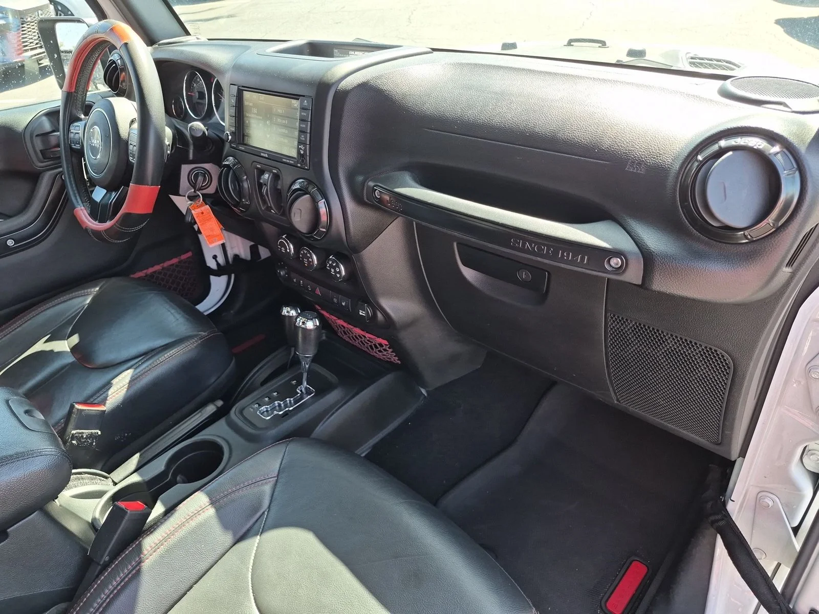 Used 2018 Bright White Clearcoat Jeep Rubicon Recon image 19