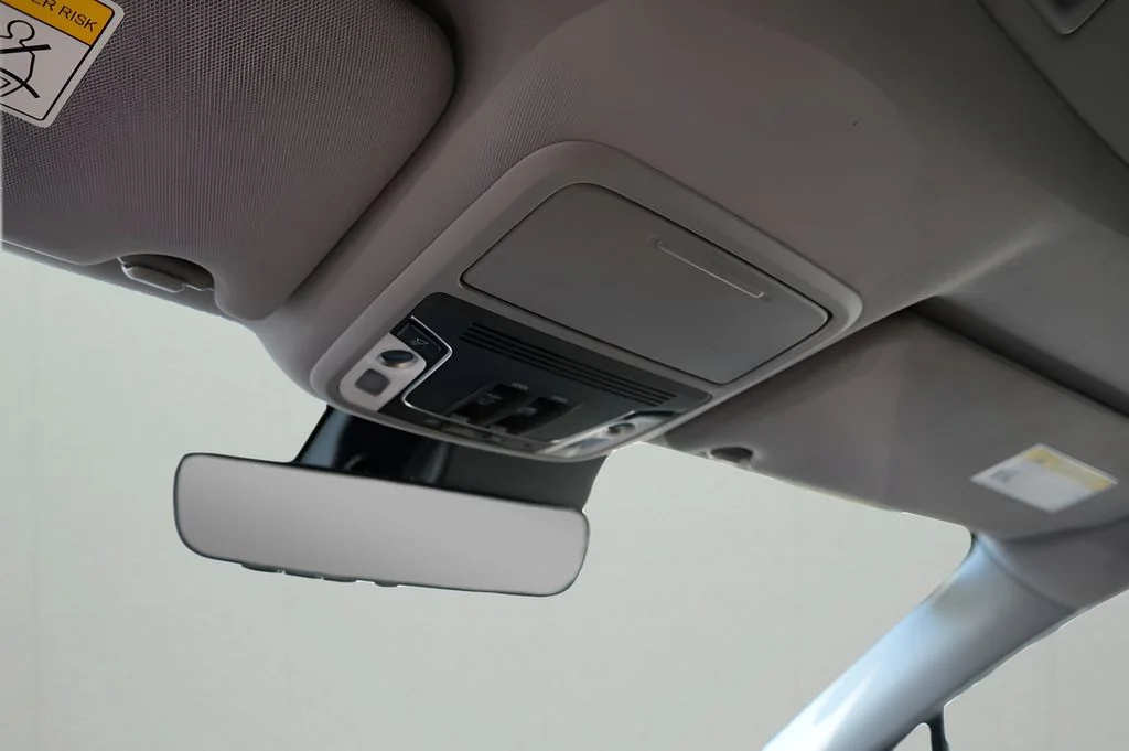 Used 2023 White Honda RTL-E image 30
