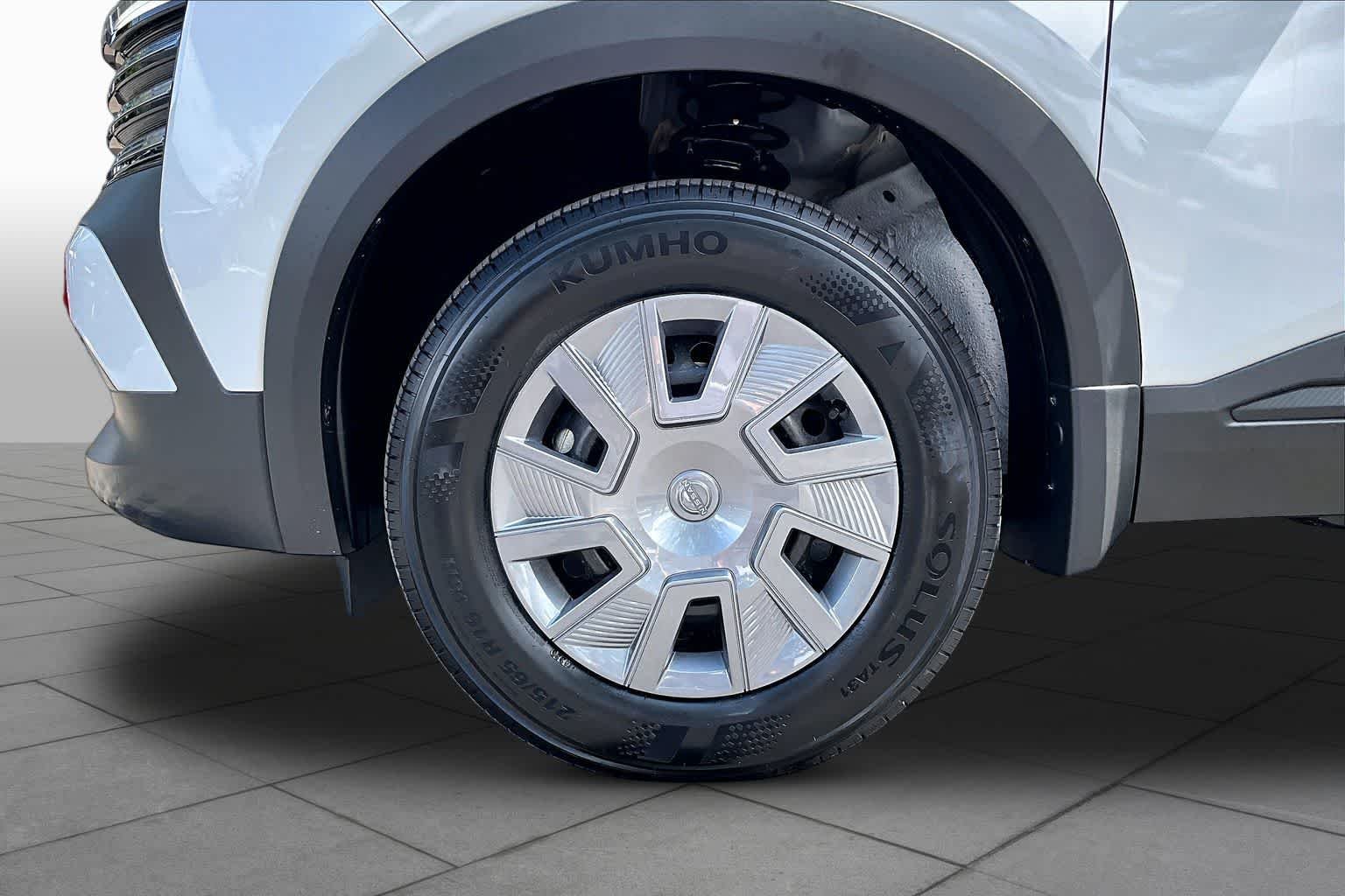 2026 Nissan KICKS S - Photo 11