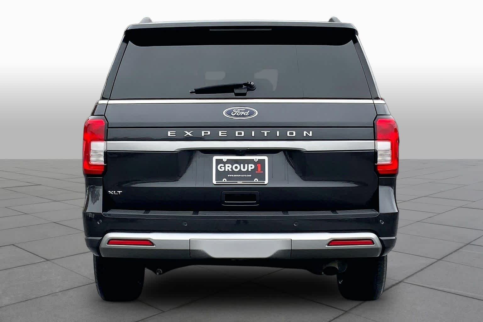 Certified Used 2024 Dark Ford XLT image 5