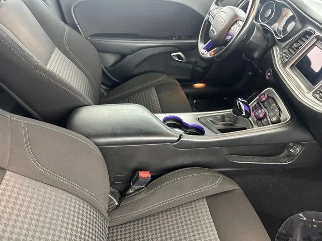 Used 2022 Silver Dodge SXT image 25