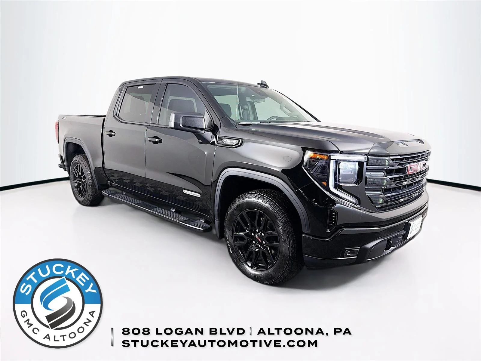 2026 GMC Sierra 4WD Crew Cab Short Box Elevation's photo