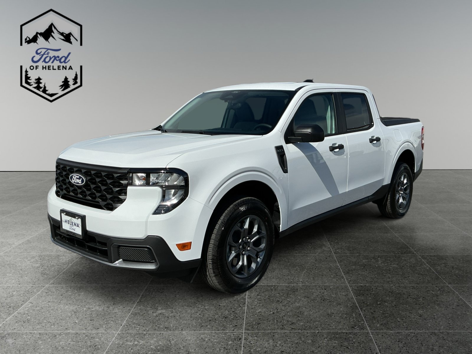 New 2026 Oxford White Ford XLT image 1