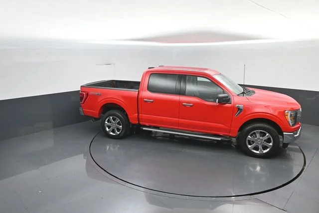 Used 2023 Race Red Ford XLT image 19