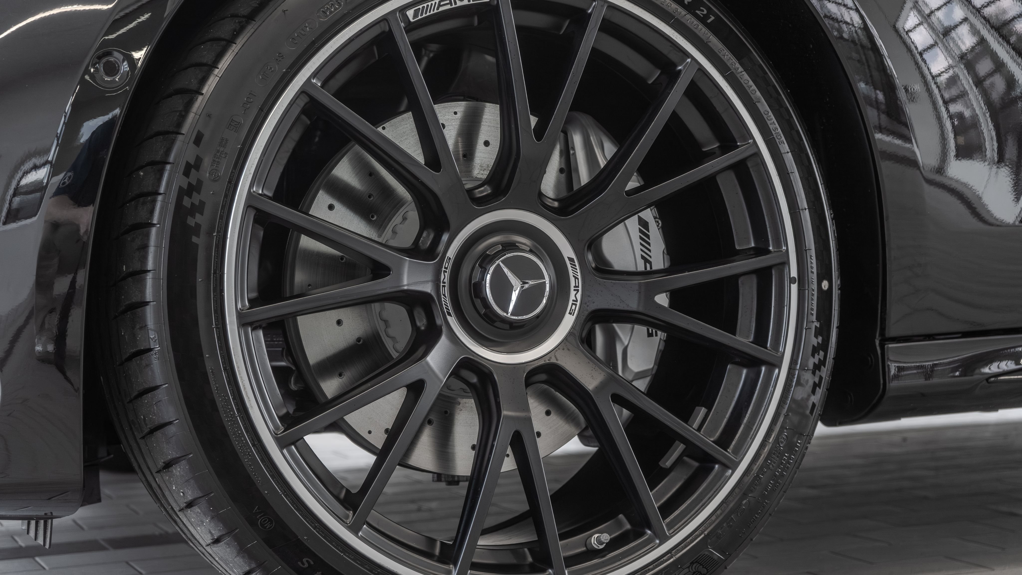 New 2026 Obsidian Black Metallic Mercedes-Benz E 53 AMG® image 31