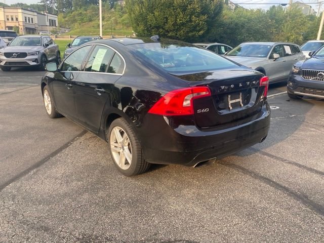 Used 2015 Black Volvo T5 Premier Plus image 7