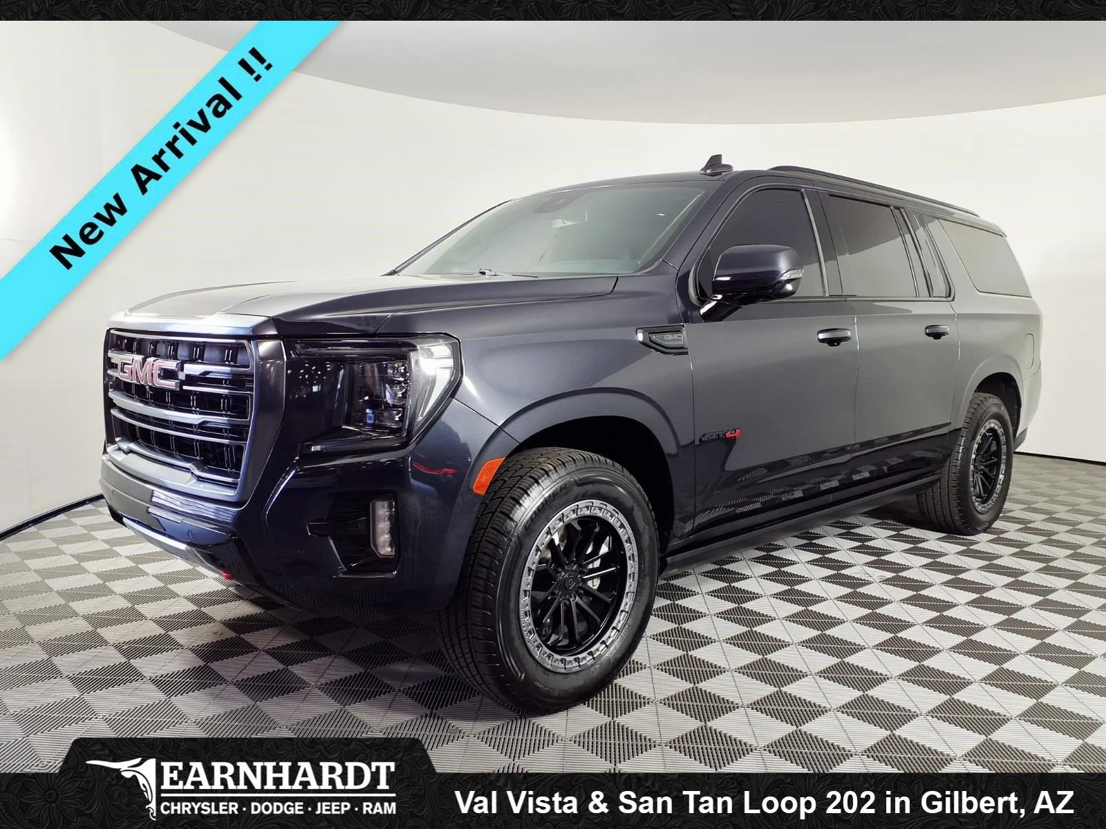 2023 GMC Yukon 4WD AT4's photo