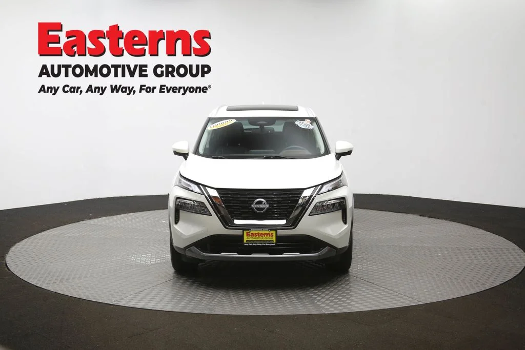 Used 2023 White Nissan SL image 56