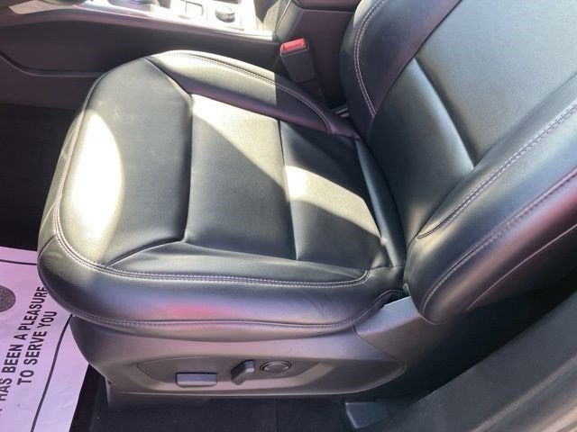 Used 2023 Carbonized Gray Metallic Ford XLT image 10