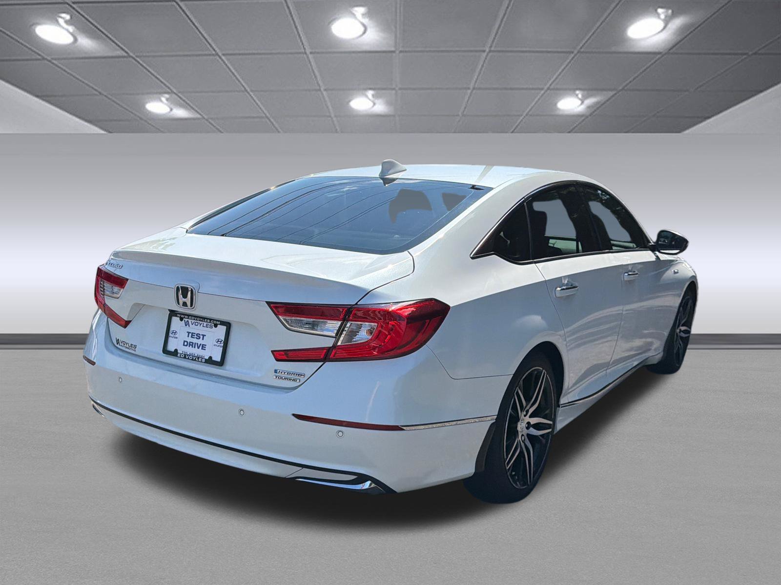 Used 2021 Platinum White Pearl Honda Touring image 5