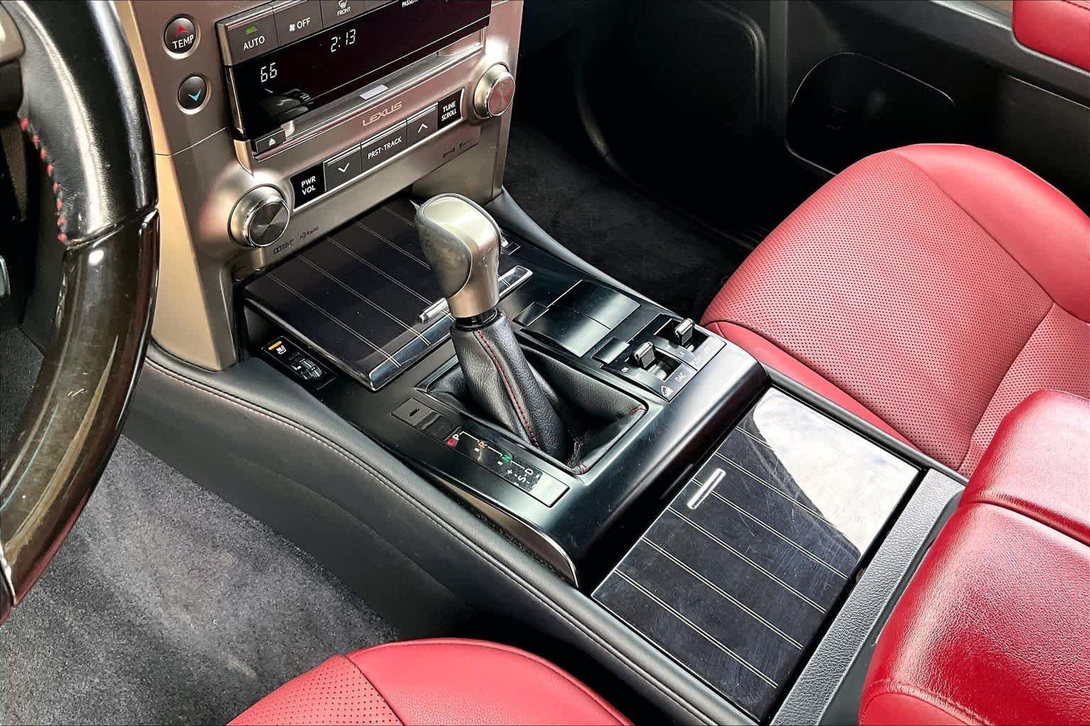 Used 2020 Starfire Pearl Lexus Premium image 17