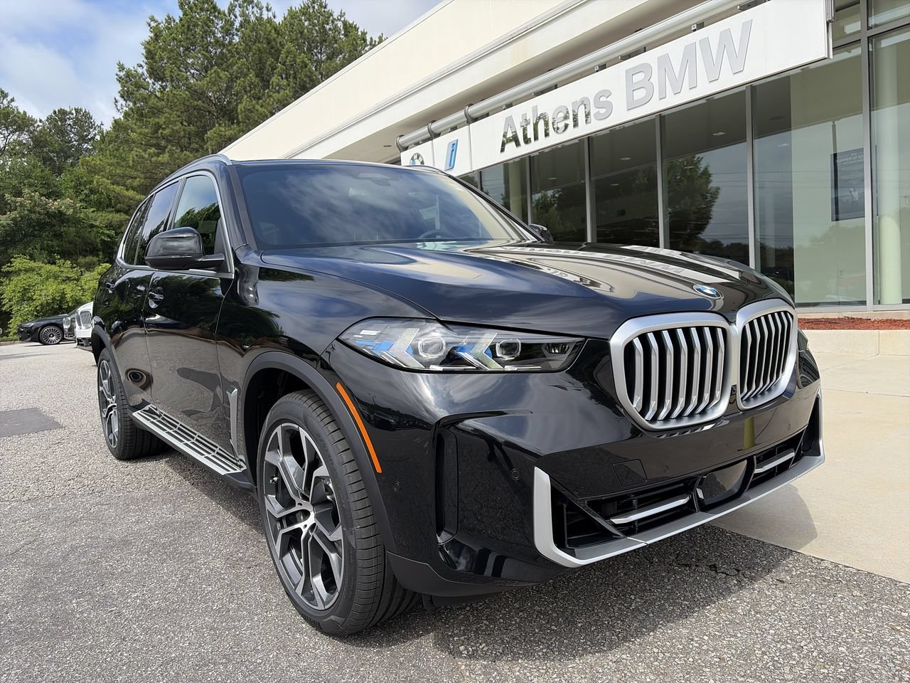 New 2026 Black Sapphire Metallic BMW xDrive40i image 1
