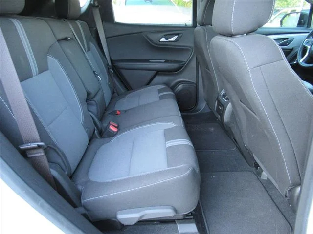Used 2024 White Chevrolet LT image 29