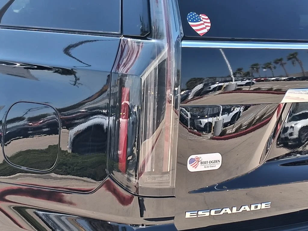 2026 Cadillac Escalade Luxury - Photo 9