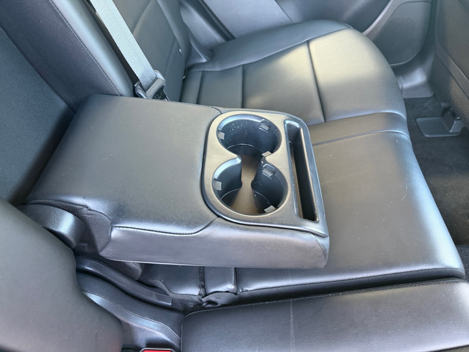 Used 2025 Slate Gray INFINITI LUXE image 35