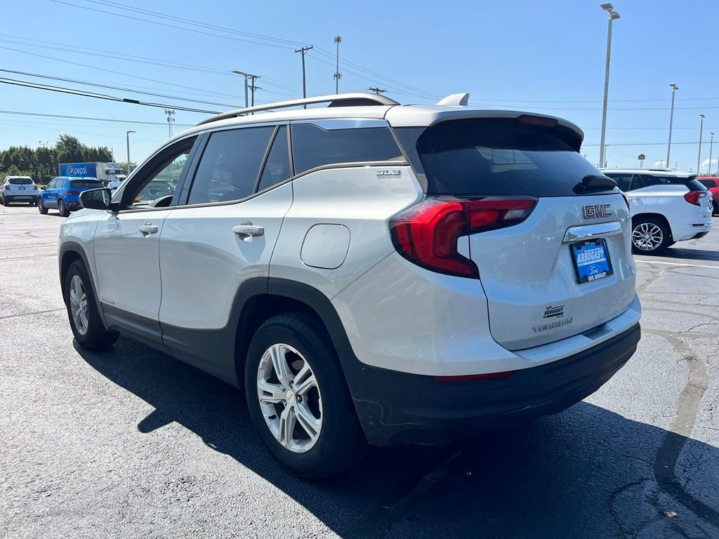 Used 2020 Quicksilver Metallic GMC SLE image 5