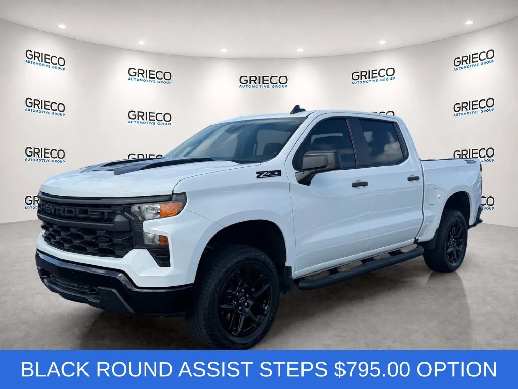 Used 2024 White Chevrolet Custom Trail Boss image 3