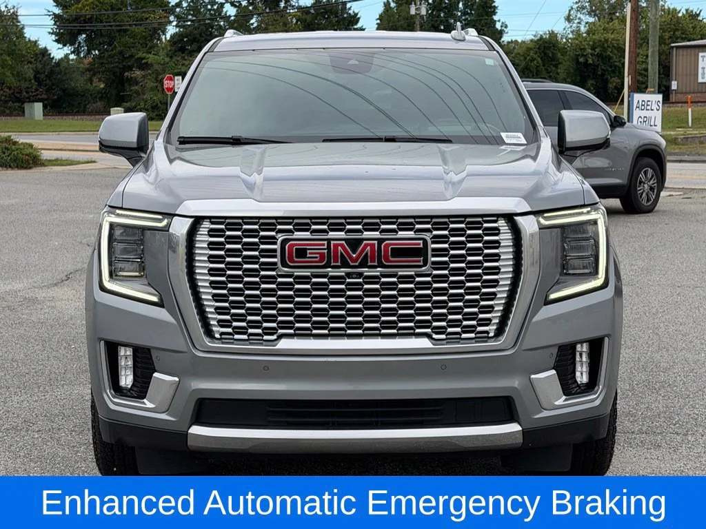 Used 2023 STERLING METALLIC GMC Denali image 39