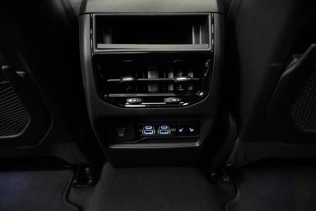 Used 2025 Gray Jeep Overland image 30