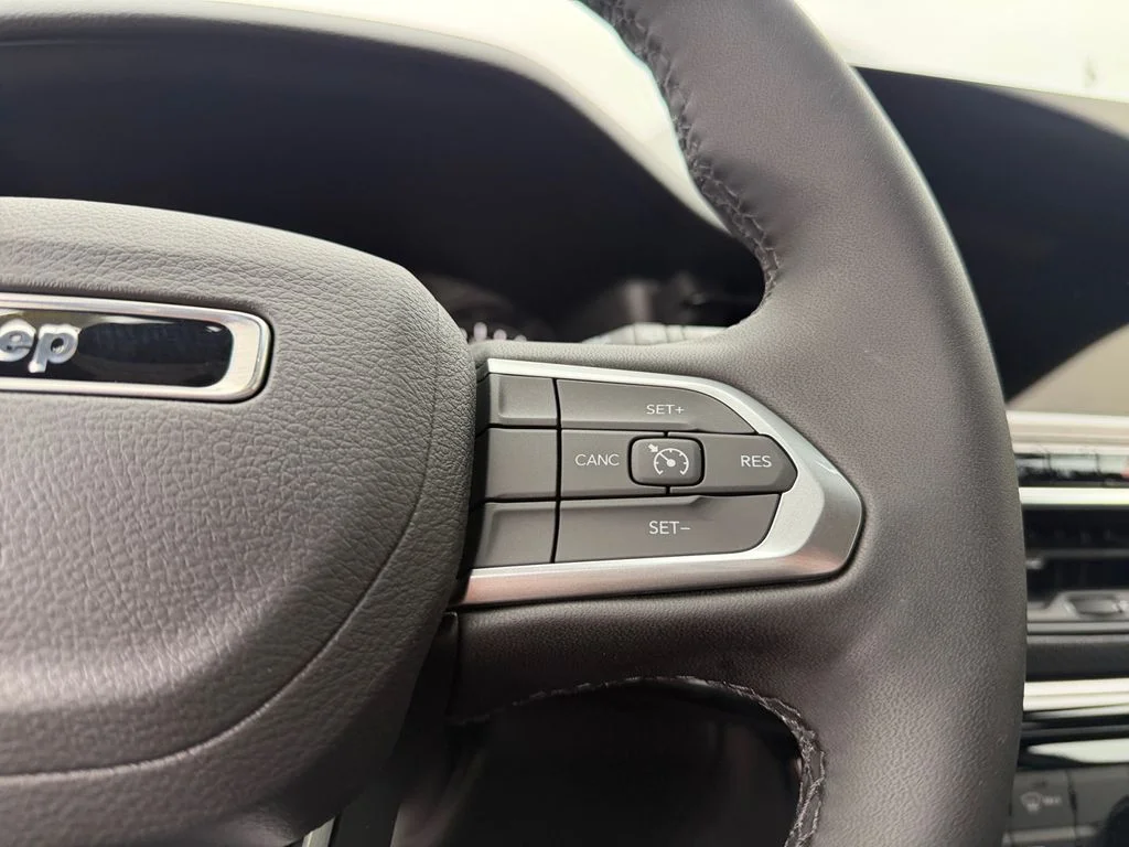 New 2026 Blue Jeep Latitude image 25