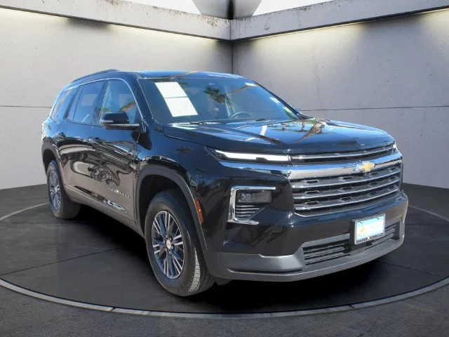 Used 2026 Black Metallic Chevrolet LT image 2