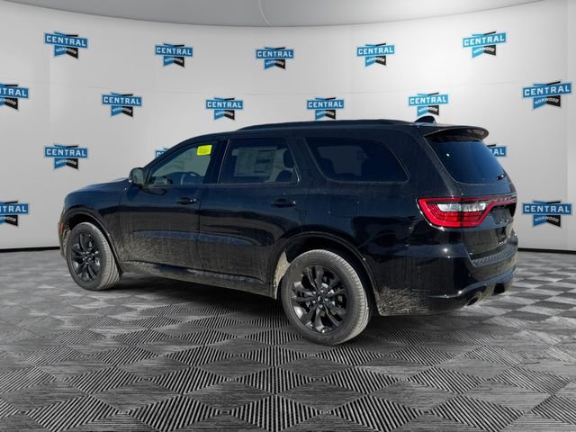 New 2026 Diamond Black Clear-Coat Exterior Paint Dodge GT Plus image 3