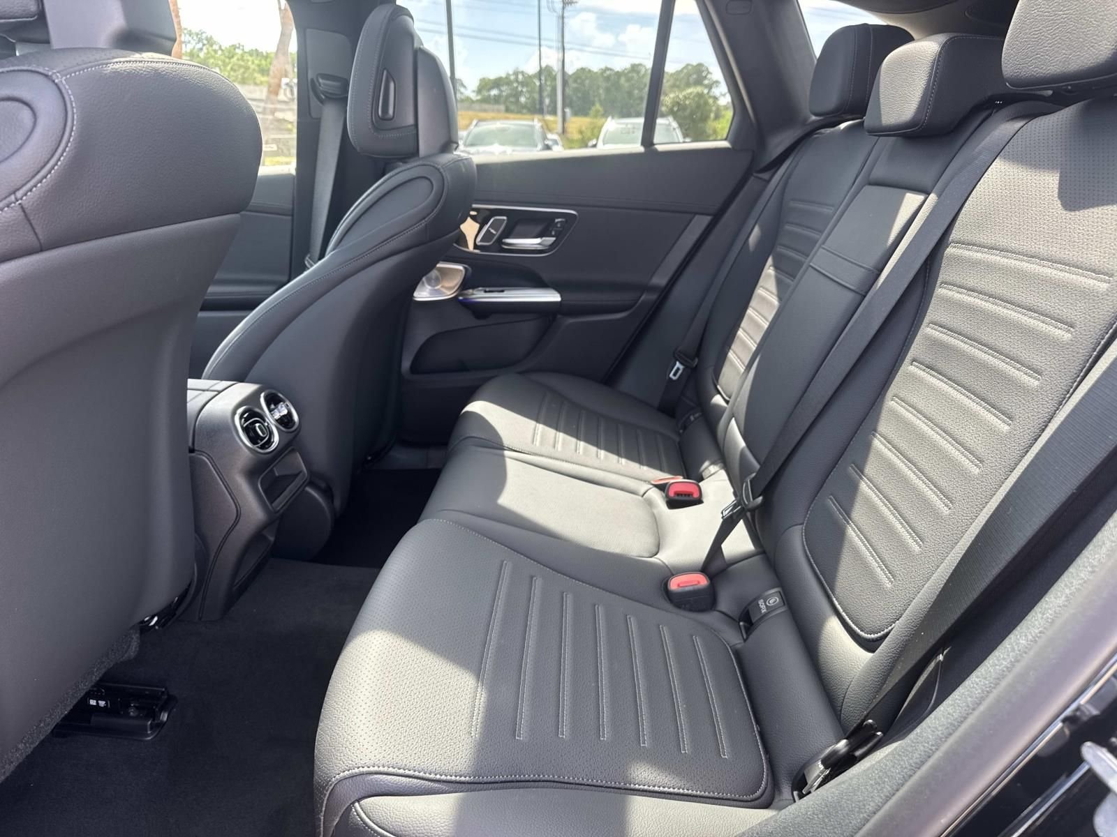 New 2027 Black Mercedes-Benz GLC 300 image 9
