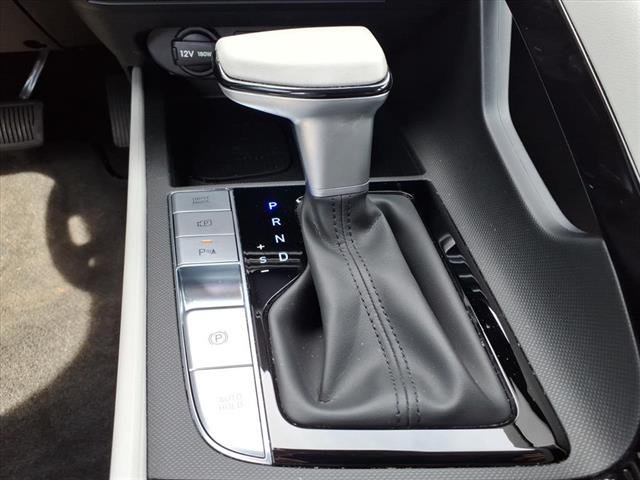 2024 Hyundai Elantra Limited - Photo 16