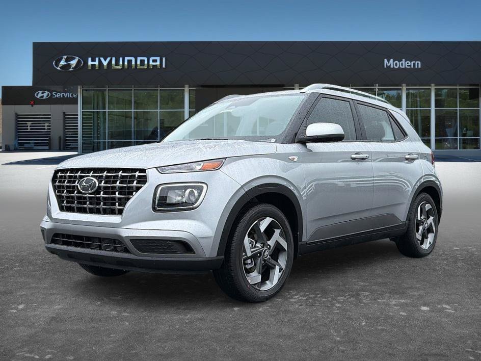 New 2026 Shimmering Silver Hyundai SEL image 1