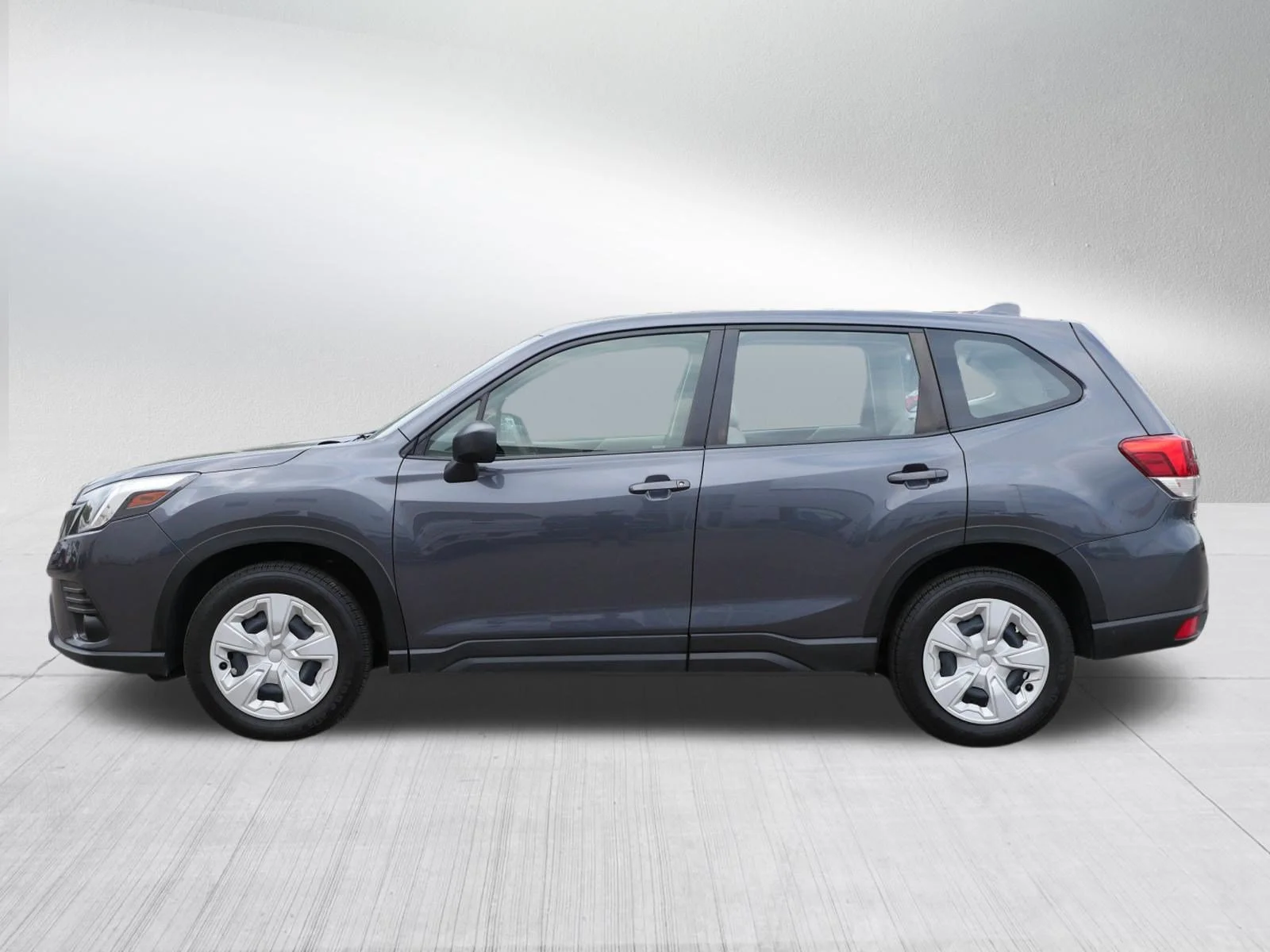 Used 2023 Magnetite Gray Metallic Subaru CVT image 4
