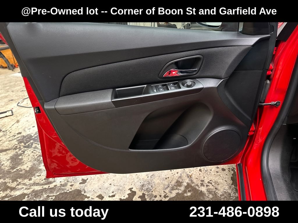 Used 2014 Red Chevrolet 1LT image 14