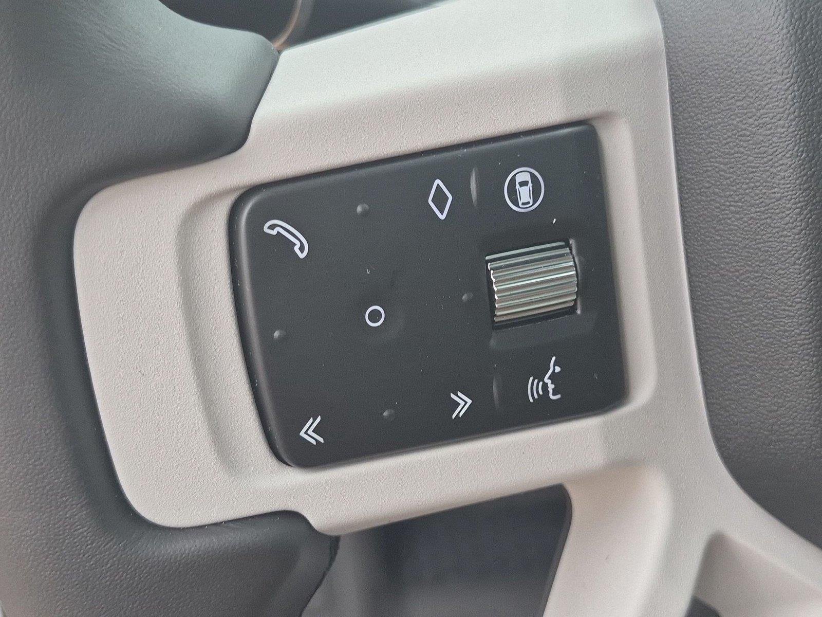 New 2026 Fuji White Land Rover X-Dynamic SE image 17